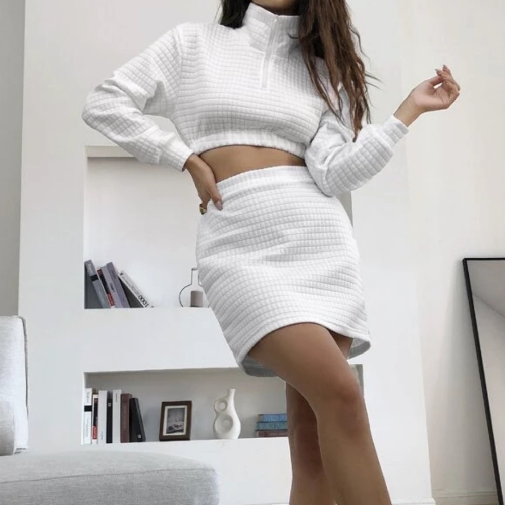 !Sold!❌New Outfit Half Zip White Knit Top/Skirt - Picture 2 of 6